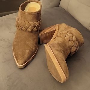Suede mules